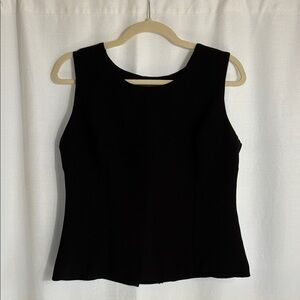 Verda Elegant Black Sleeveless Top
